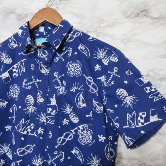 Chubbies Blue Nautical Printed Men's Popover Shirt Size Small 
Pineapple Anchor - Picture 4 of 13